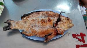 The served salted griled fish